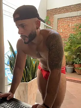 Mike_savage3 – Naživo XXX chat