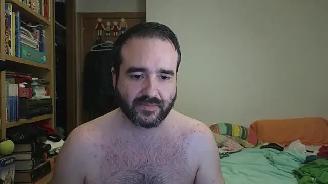 curiosillo83 élő XXX-chatje