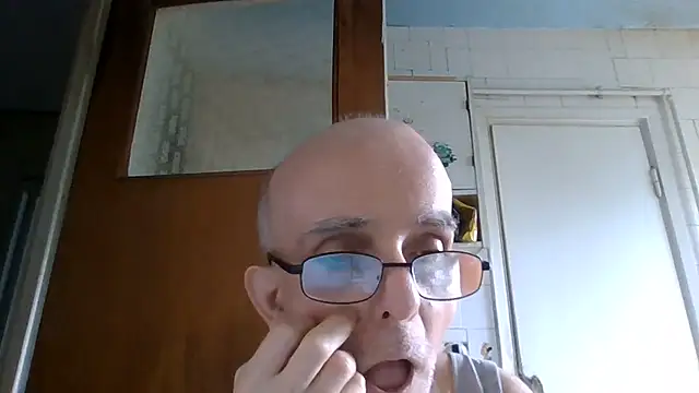 mariusica1@xh Chat XXX live