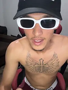 paugrande62 Show in webcam