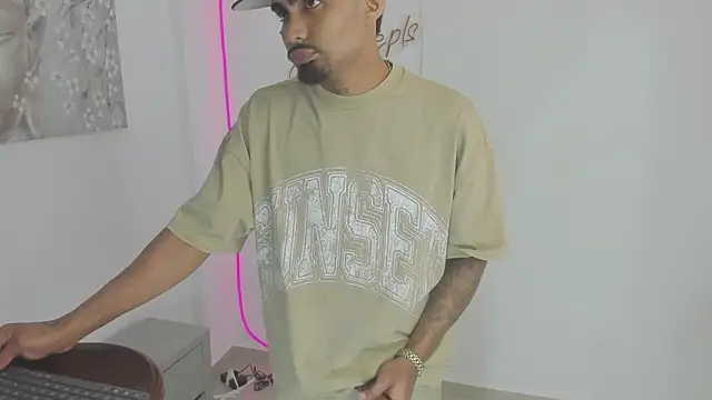 Chat XXX Live Rpoolrboy