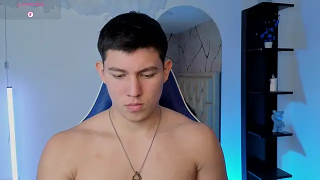 JamesCr_ Chat XXX in diretta
