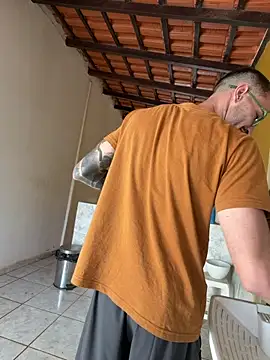 دردشة MeladoDiMel الجنسية المباشرة