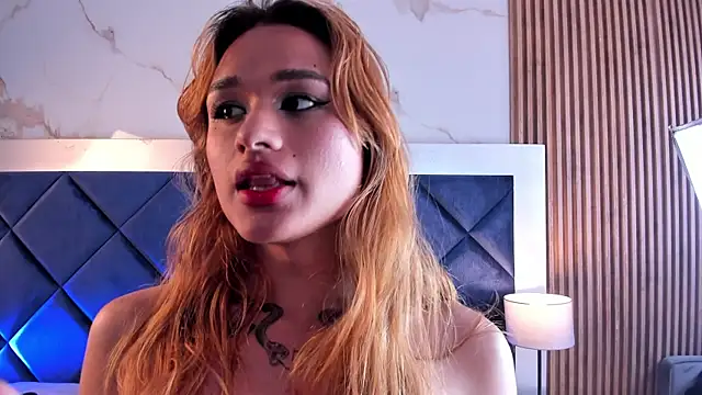 Chatroom XXX en direct de Lilit_doll