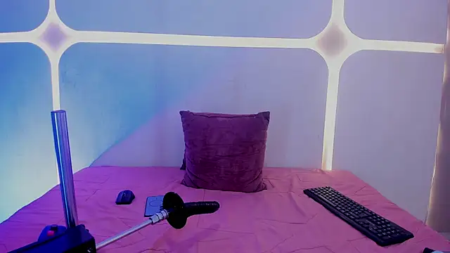 taylorCooperr XXX чат на живо