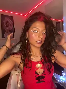 SamathaMay 라이브 XXX 채팅
