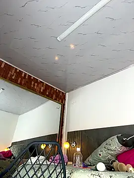 Lila-pinkky's Live XXX Chat