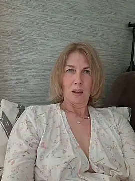 Chat XXX ao vivo de stellahere8