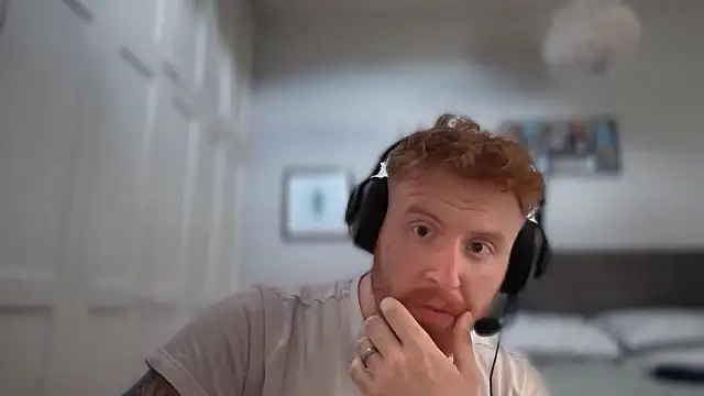 uktutor Chat XXX live