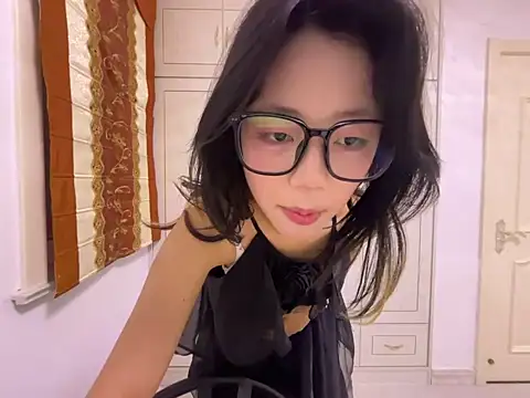 YoYo_2834 现场XXX聊天