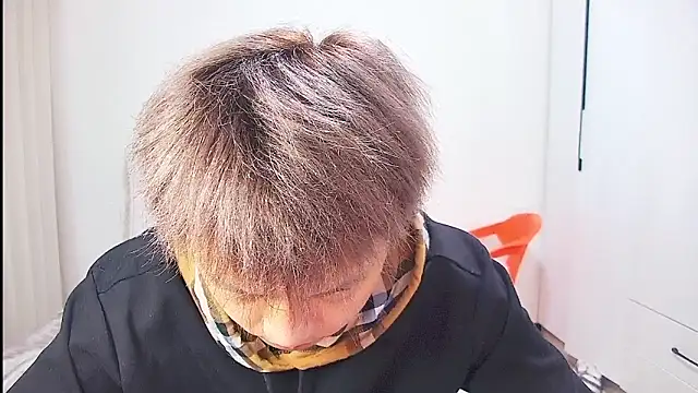 Chocolates-001 live XXX chat