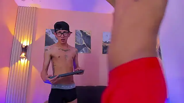 แชท XXX สดของ Marcus_and_Tony