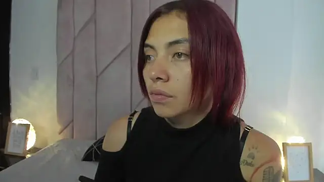 melanie_roux__'s Live XXX Chat