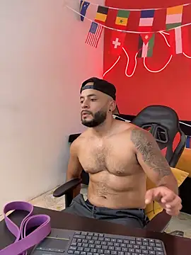 Chat +18 de Mike_savage3 ao vivo
