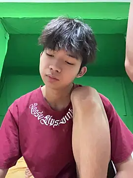 -OvO-'s Live XXX Chat