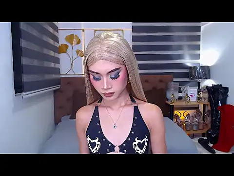 JuicyCockThean Live XXX chat
