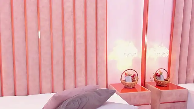 Zoe_Monrow live XXX chat