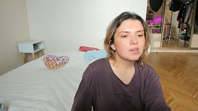 BrightDani live XXX chat