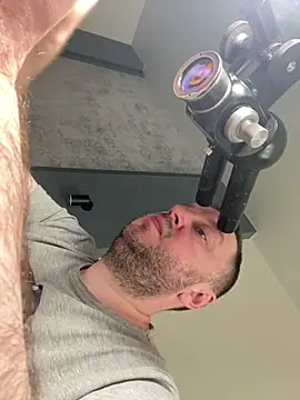 XXX chat uživo modela DorianJeday