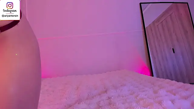 ariyastar Chat XXX live