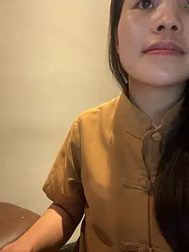 Bella_7777's Live XXX Chat