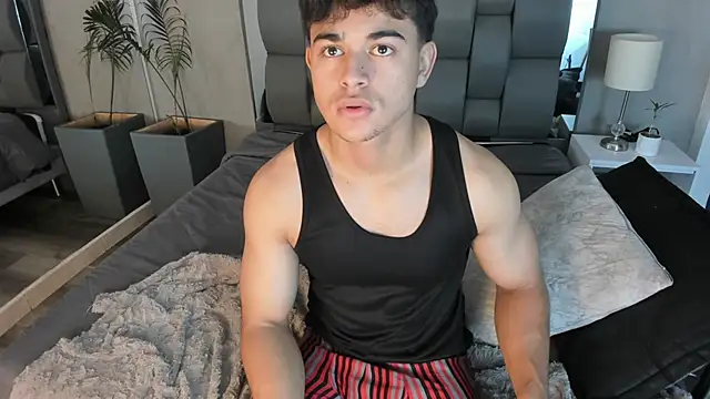 Chat XXX en directo de Charlie___Musk