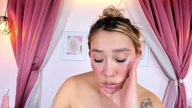Lannajansen 现场XXX聊天