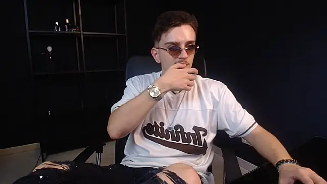 Chat XXX en directo de FelixStarkk