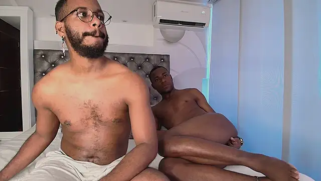 Živý XXX chat DereckandJakee