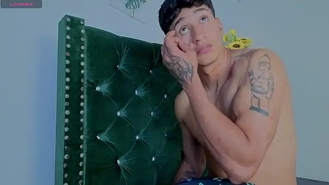 Zayn_Moretti élő XXX-chatje