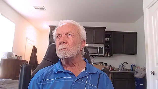 צ'אט XXX בשידור חי של rockpoint69