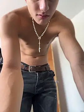 צ'אט XXX בשידור חי של Lander_Cruz