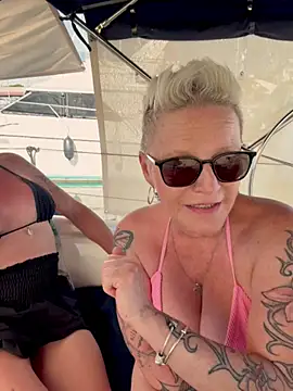 German_Milf 在線直播表演
