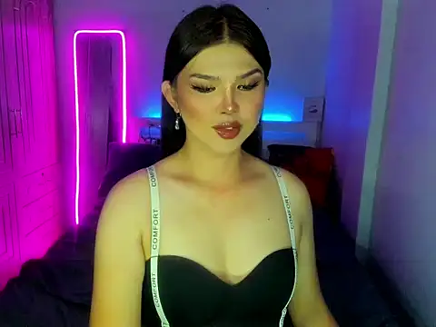 HaileyWalker_ Adlı Modelin Canlı XXX Sohbeti