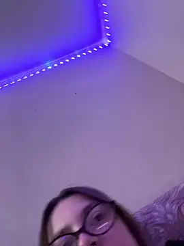 DearAlise – Naživo XXX chat