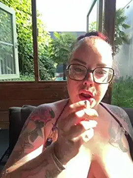 Miss_Lucifer6 Live XXX Chat
