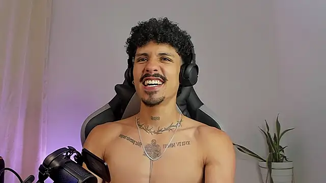 XXX chat uživo modela Lukeetaylor