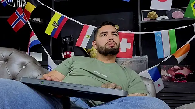 Chat +18 de matteosantos ao vivo