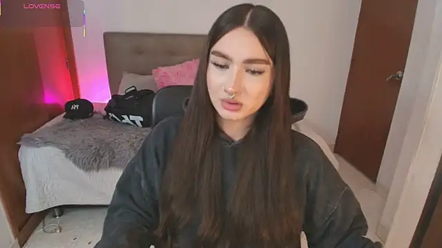 Chat XXX en directo de Miley_Baker