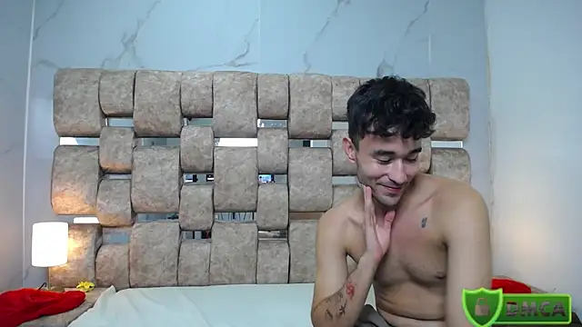 Czat XXX na żywo – KathyAiden