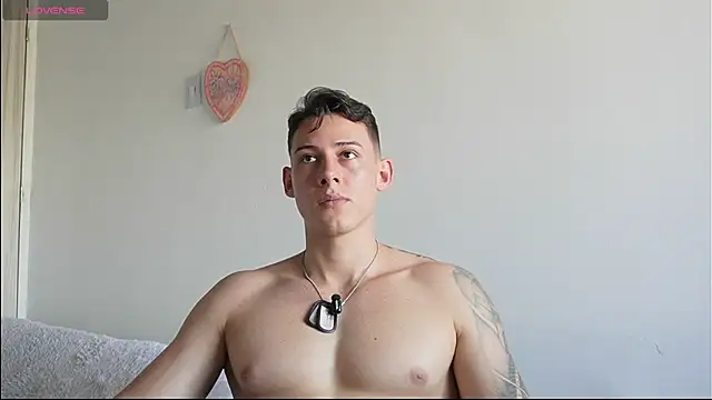 Chatroom XXX en direct de Muscle_King_Cum