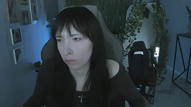 SeraphineSparda's Live XXX Chat