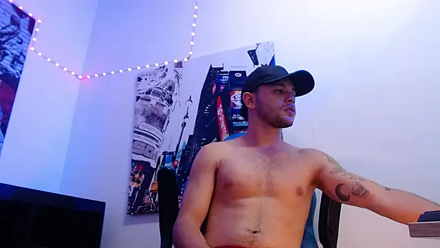 Brian_Adler's Live XXX Chat