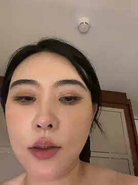 anqi6376 Adlı Modelin Canlı XXX Sohbeti