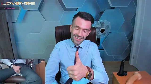 SteveTiger: απευθείας συνομιλία ΧΧΧ