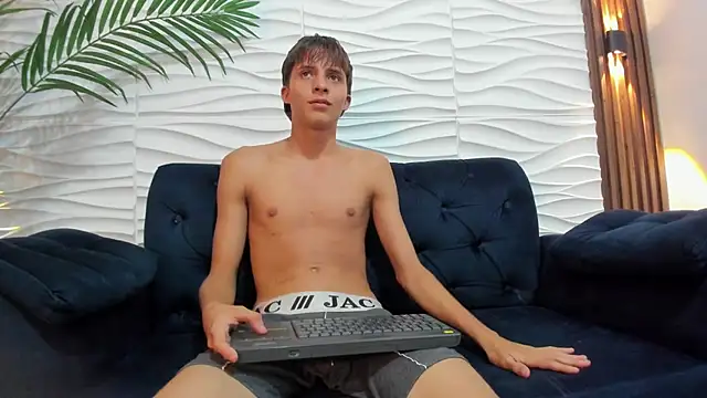 Pavo_tv live XXX chat