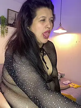Chat +18 de Andrea_secret_ ao vivo