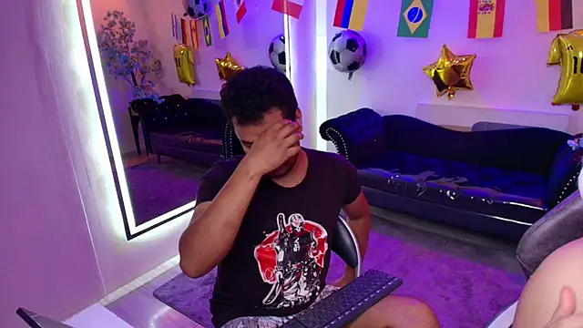 TarlyWho's Live XXX Chat