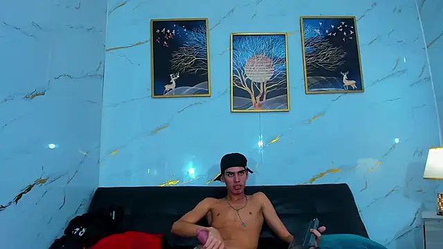 Онлайн чат XXX Anthony_little