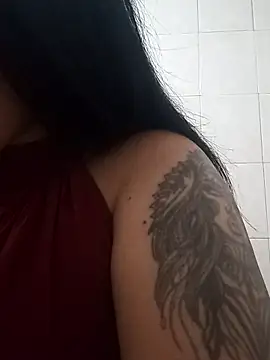 צ'אט XXX בשידור חי של Naomy_Gomez_